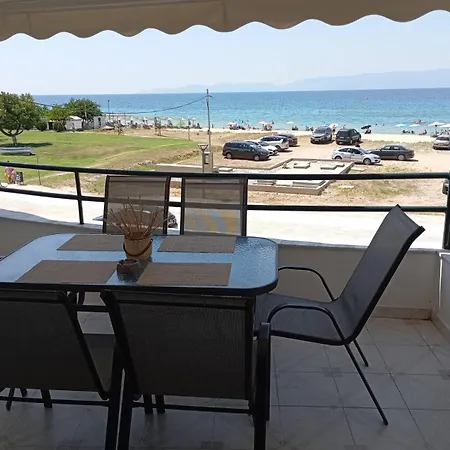 Apartment Ofrynio Seafront *